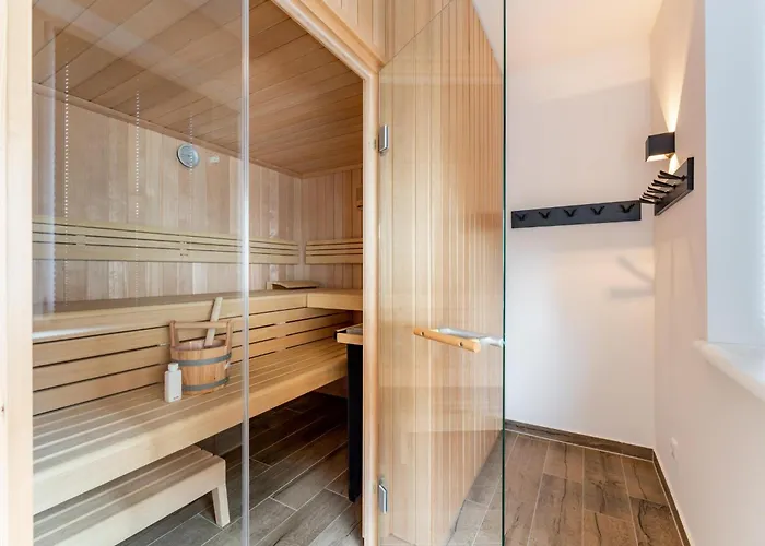 Haus Vlietlaender * Туррахер-Хёэ